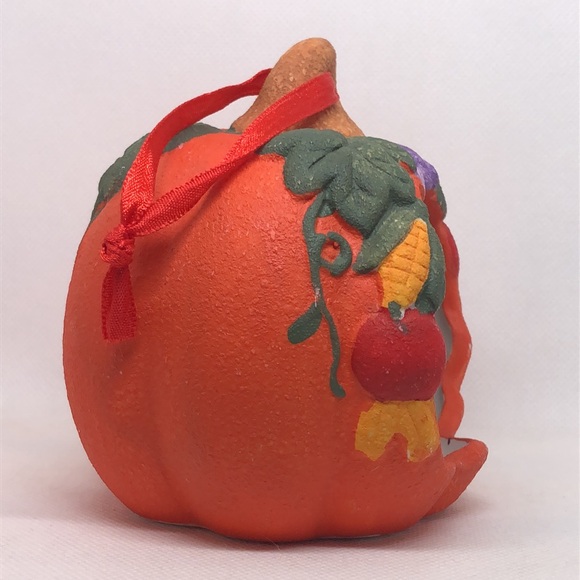 Thanksgiving Pumpkin Table Decoration Indian Woman ๐ฆ ๐ - Picture 4 of 5